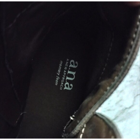 ANA Alford Brown Faux Suede Ankle Boot Size 7.5 - Picture 8 of 10